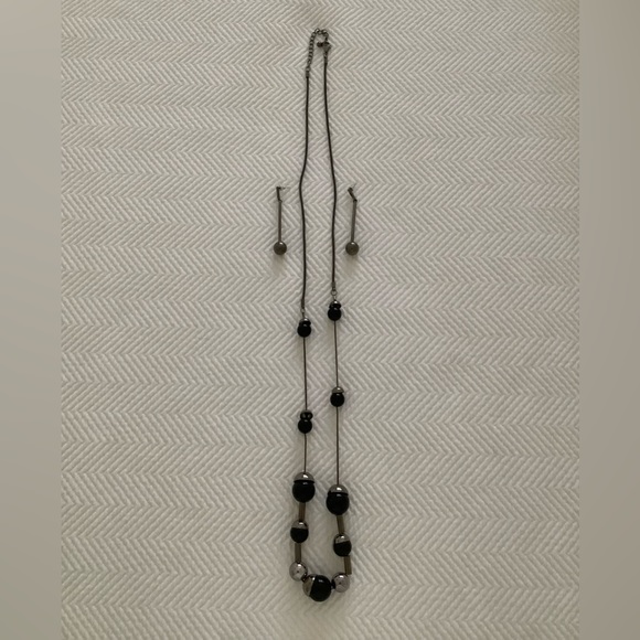 Dangler Earrings and Long Chain Set - Picture 1 of 9